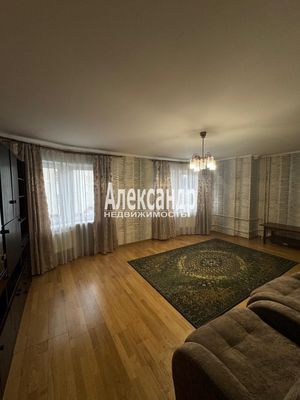 Продам двухкомнатную (2-комн.) квартиру, Оборонная ул, 2к2, Мурино п