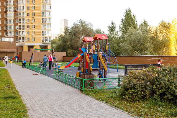 Продам однокомнатную (1-комн.) квартиру, Озёрная ул, 9, Москва г