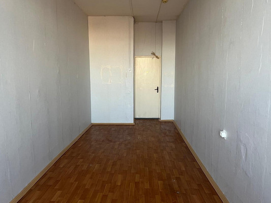 Продам комнату в 19-комн. квартире, Смоленская ул, 31/20А, Санкт-Петербург г