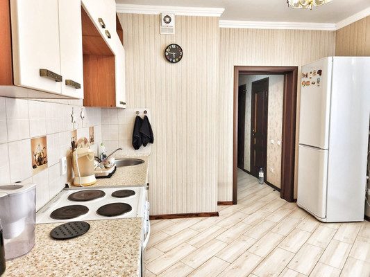 Продам двухкомнатную (2-комн.) квартиру, Восточно-Кругликовская ул, 30, Краснодар г