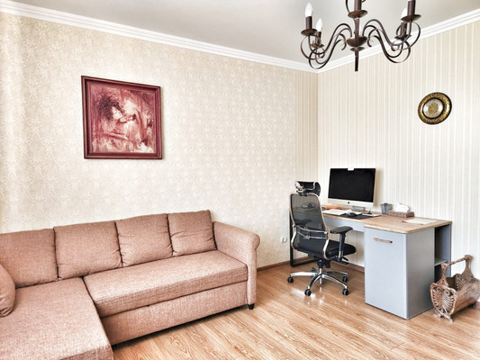 Продам двухкомнатную (2-комн.) квартиру, Восточно-Кругликовская ул, 30, Краснодар г