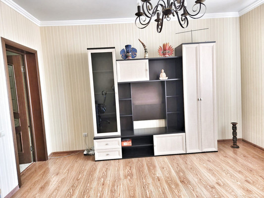 Продам двухкомнатную (2-комн.) квартиру, Восточно-Кругликовская ул, 30, Краснодар г