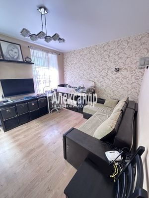 Продам трехкомнатную (3-комн.) квартиру, Садовая ул, 48, Санкт-Петербург г