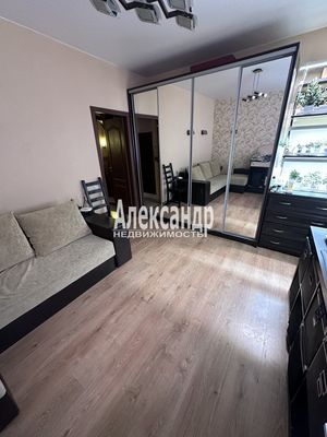 Продам трехкомнатную (3-комн.) квартиру, Садовая ул, 48, Санкт-Петербург г