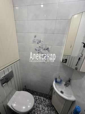 Продам трехкомнатную (3-комн.) квартиру, Садовая ул, 48, Санкт-Петербург г