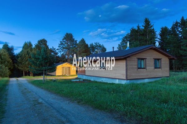 Продам дом, Луговая ул, Микли п, 210 км от города