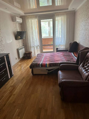 Продам двухкомнатную (2-комн.) квартиру, Соловьева ул, 4, Гурзуф пгт
