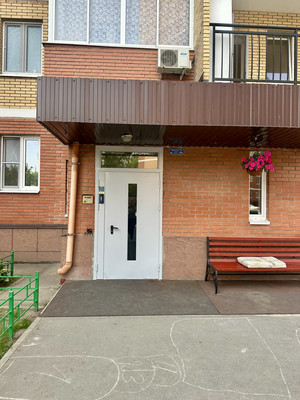 Продам однокомнатную (1-комн.) квартиру, Лучистая (Солнечный мкр.) ул, 3, Раменское г