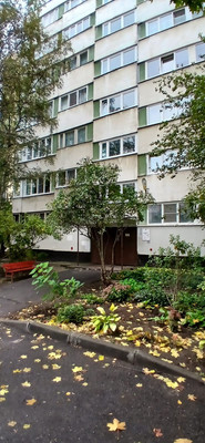 Продам трехкомнатную (3-комн.) квартиру, Серебристый б-р, 34к1, Санкт-Петербург г