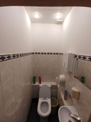 Сдам торговое помещение 170 м2, Гусятников пер, 13/3, Москва г