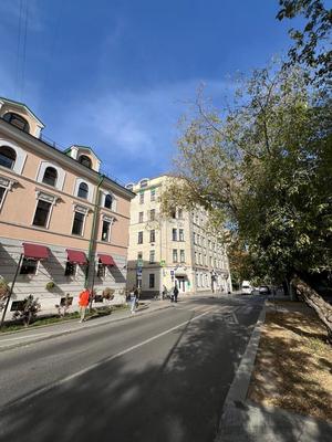 Сдам торговое помещение 170 м2, Гусятников пер, 13/3, Москва г