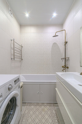 Продам трехкомнатную (3-комн.) квартиру, Компрессорная ул, 27а, Бессоновка с