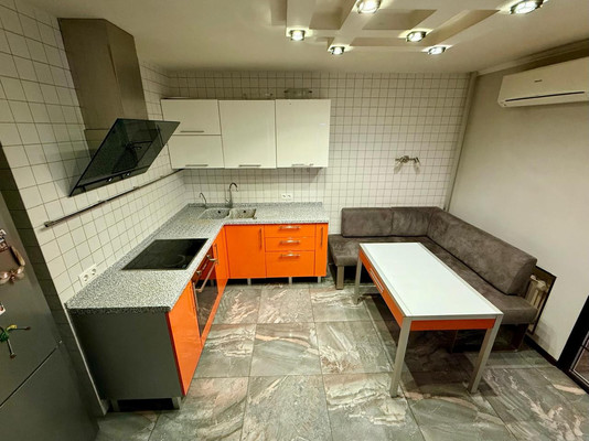 Продам двухкомнатную (2-комн.) квартиру, Ленина пр-кт, 8, Подольск г