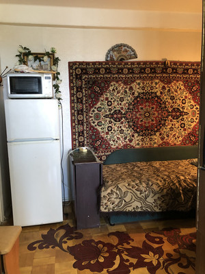 Продам трехкомнатную (3-комн.) квартиру, Раумская ул, 7а, Колпино г