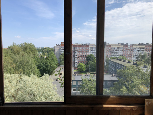 Продам трехкомнатную (3-комн.) квартиру, Раумская ул, 7а, Колпино г