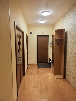 Продам трехкомнатную (3-комн.) квартиру, Сибирская ул, 21А/3, Иркутск г