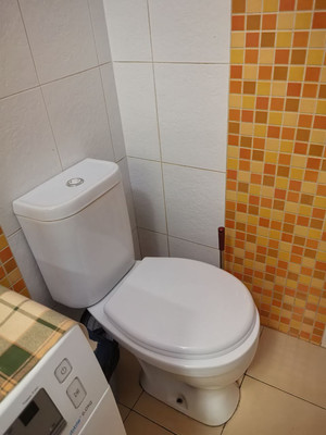 Продам трехкомнатную (3-комн.) квартиру, Сибирская ул, 21А/3, Иркутск г