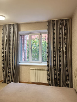 Продам трехкомнатную (3-комн.) квартиру, Сибирская ул, 21А/3, Иркутск г