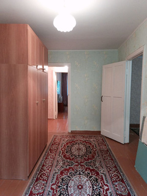 Продам трехкомнатную (3-комн.) квартиру, Первомайская ул, 70, Нижний Тагил г