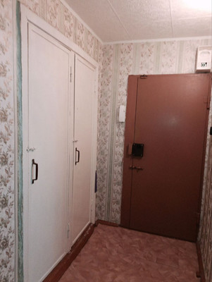 Продам трехкомнатную (3-комн.) квартиру, Первомайская ул, 70, Нижний Тагил г