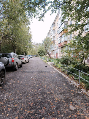Продам трехкомнатную (3-комн.) квартиру, Первомайская ул, 70, Нижний Тагил г
