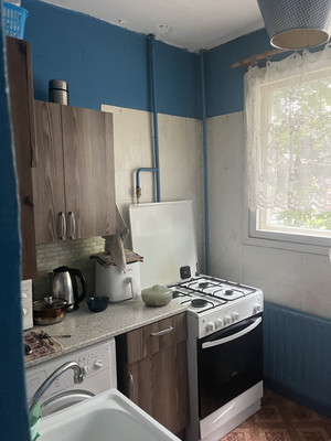 Продам комнату в 3-комн. квартире, Композиторов ул, 29к1, Санкт-Петербург г