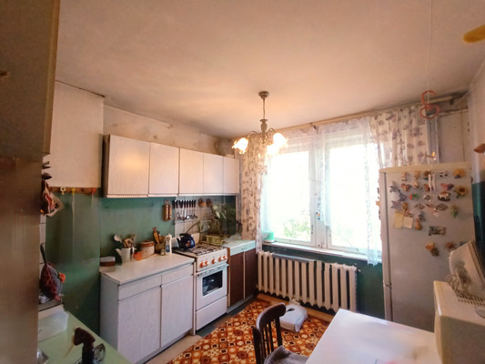 Продам трехкомнатную (3-комн.) квартиру, 246, Калининец рп