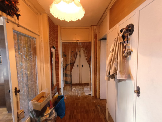 Продам трехкомнатную (3-комн.) квартиру, 246, Калининец рп