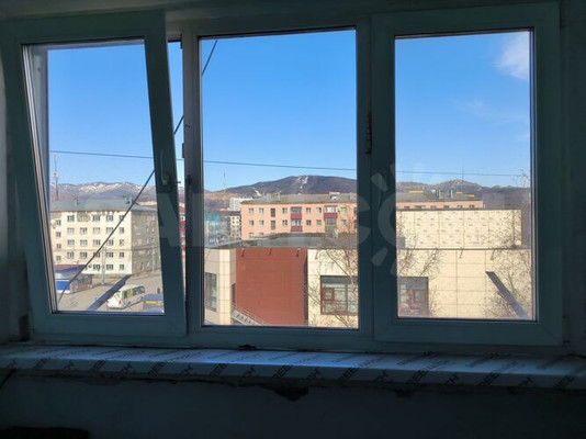 Продам трехкомнатную (3-комн.) квартиру, Пограничная ул, 61, Южно-Сахалинск г