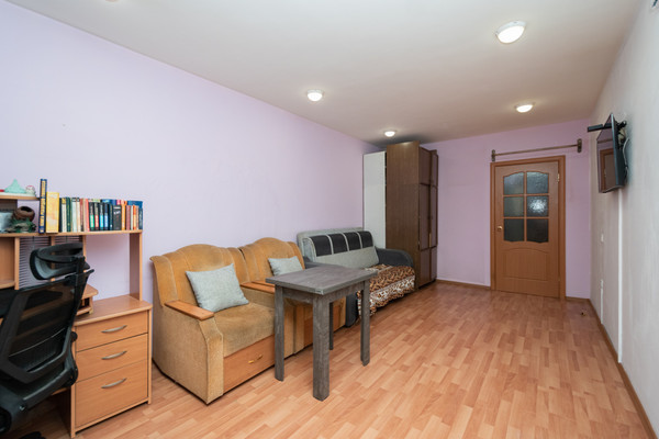 Продам однокомнатную (1-комн.) квартиру, Вампилова ул, 30, Иркутск г