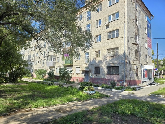 Продам двухкомнатную (2-комн.) квартиру, Краснореченская ул, 211, Хабаровск г