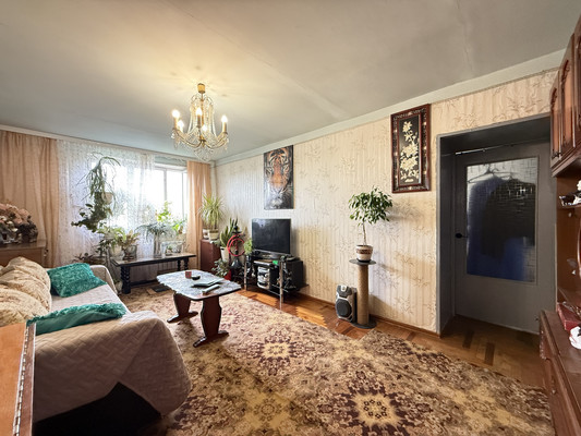 Продам трехкомнатную (3-комн.) квартиру, Мальбахова ул, 30кб, Нальчик г