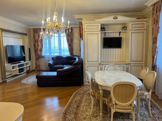 Продам трехкомнатную (3-комн.) квартиру, Калараш ул, 13, Люберцы г