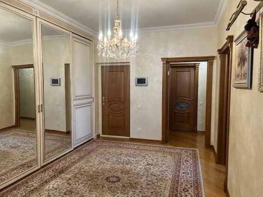 Продам трехкомнатную (3-комн.) квартиру, Калараш ул, 13, Люберцы г
