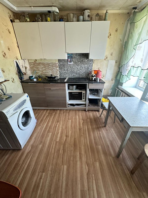 Сдам однокомнатную (1-комн.) квартиру, Павловская ул, 92, Колпино г