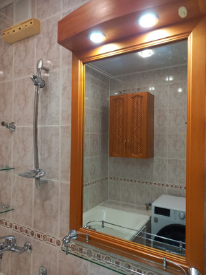 Продам двухкомнатную (2-комн.) квартиру, Металлургов ул, 12, Заринск г