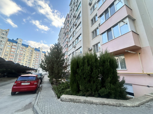 Продам однокомнатную (1-комн.) квартиру, Камская ул, 29а, Симферополь г