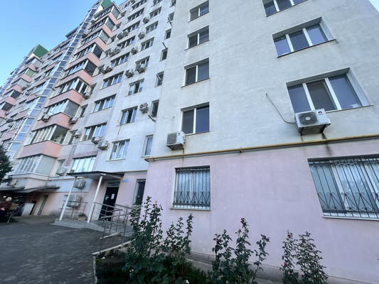 Продам однокомнатную (1-комн.) квартиру, Камская ул, 29а, Симферополь г