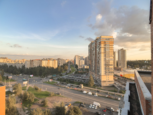 Продам многокомнатную квартиру, Просвещения пр-кт, 14к4, Санкт-Петербург г