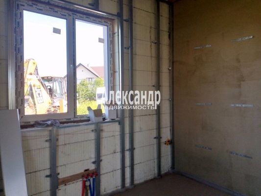 Продам коттедж, Петергофская ул, 71, Низино д, 80 км от города