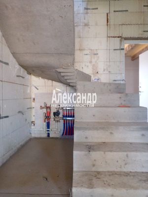 Продам коттедж, Петергофская ул, 71, Низино д, 80 км от города