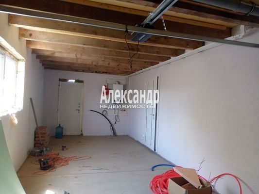 Продам коттедж, Петергофская ул, 71, Низино д, 80 км от города