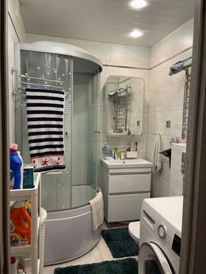 Продам трехкомнатную (3-комн.) квартиру, Маршала Ерёменко ул, 5к3, Москва г