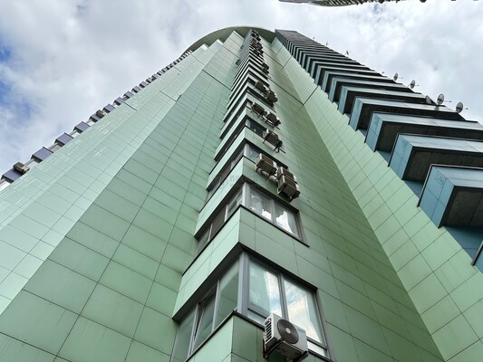 Продам многокомнатную квартиру, Астрадамский проезд, 4Ак2, Москва г