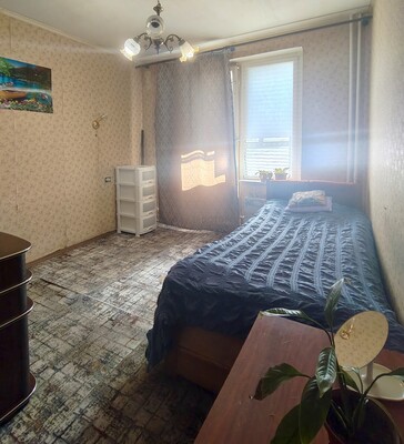 Продам трехкомнатную (3-комн.) квартиру, Тёплый Стан ул, 12к4, Москва г