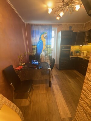 Продам двухкомнатную (2-комн.) квартиру, Старобитцевская ул, 17к2, Москва г