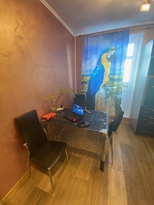 Продам двухкомнатную (2-комн.) квартиру, Старобитцевская ул, 17к2, Москва г