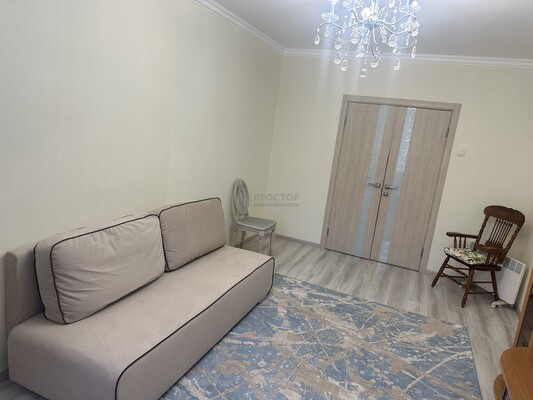 Продам трехкомнатную (3-комн.) квартиру, Скобелевская ул, 3к1, Москва г