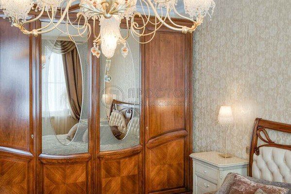 Продам трехкомнатную (3-комн.) квартиру, Чертановская ул, 48к3, Москва г