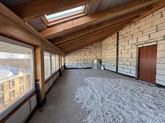 Продам однокомнатную (1-комн.) квартиру, Центральная ул, 33, Первомайское п